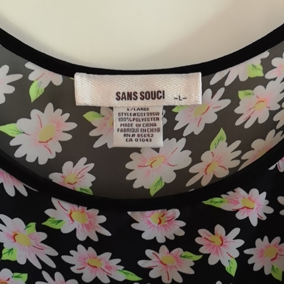 Light cropped tank top blouse - Picture 2 of 4